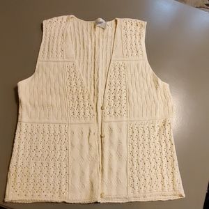 Beautiful sweater vest. Size large